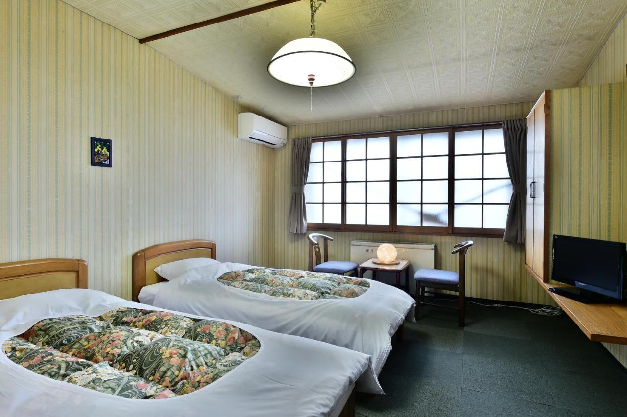 אומאצ'י Takenoya Ryokan מראה חיצוני תמונה